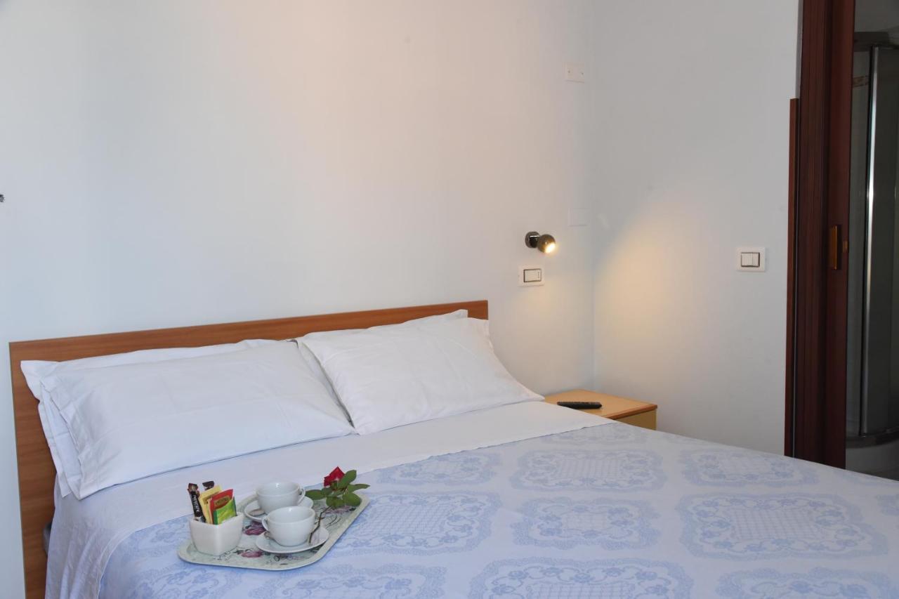 Albergo La Rosetta Chiusi Exterior photo